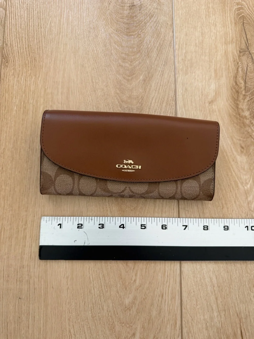 Coach Wallet. Used.